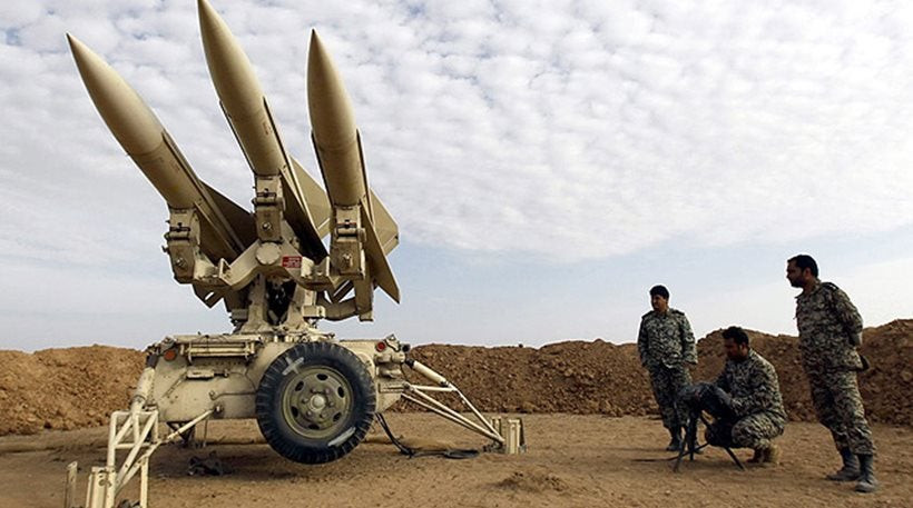 Συρία: Το Ιράν εξαπέλυσε πυραυλική επίθεση σε θέσεις τζιχαντιστών στη Ντέιρ αλ Ζορ